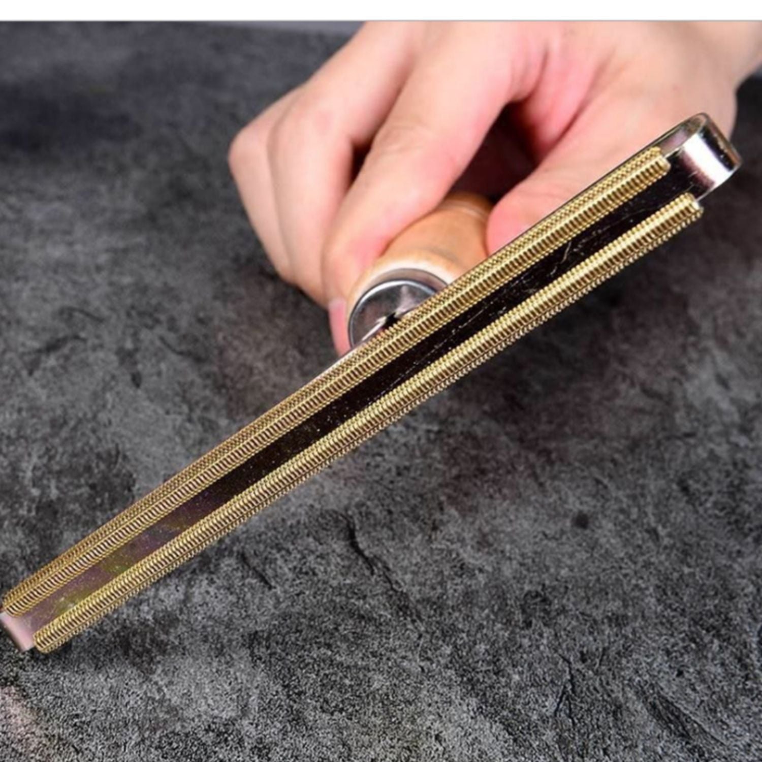 Dry cleaning hair ball artifact