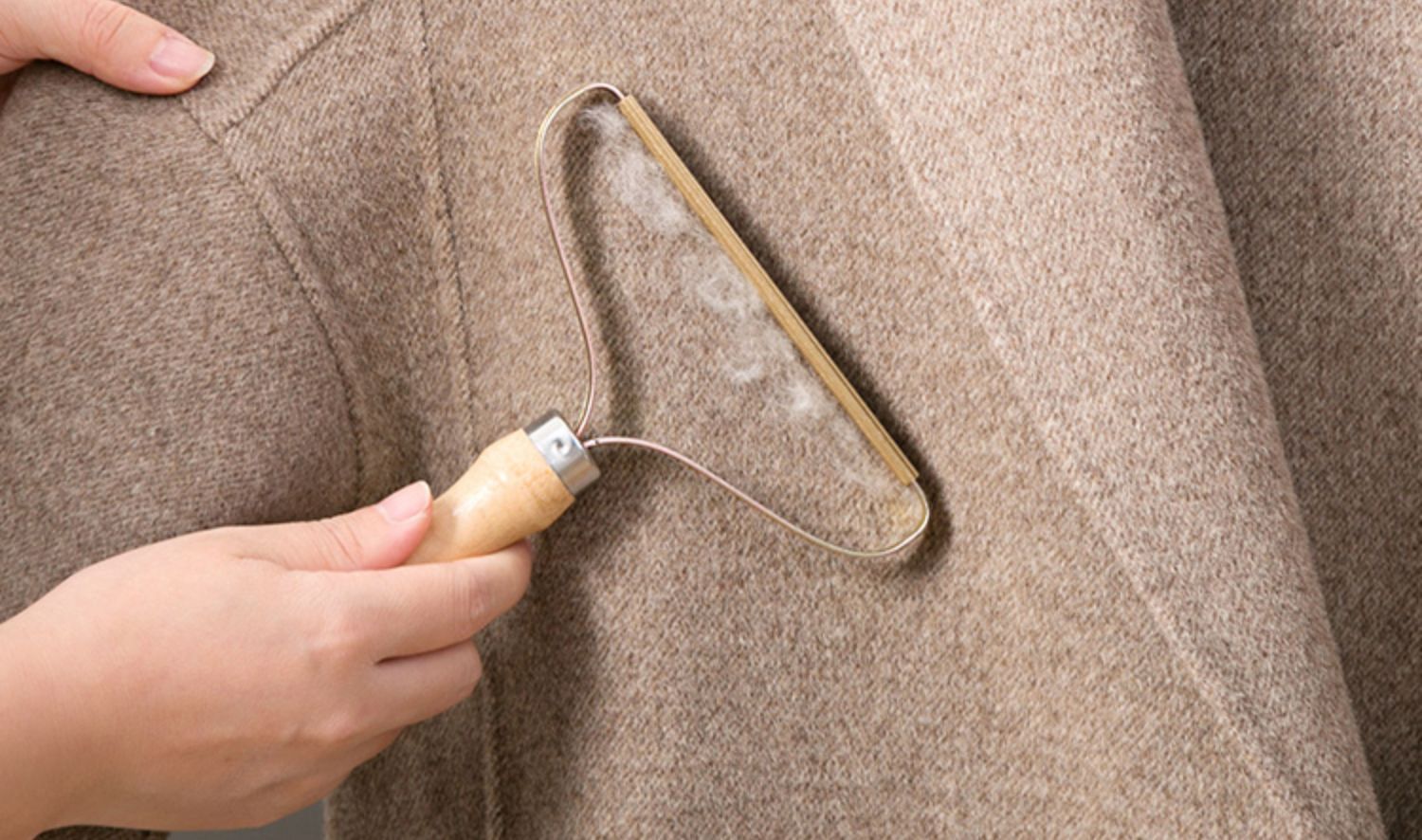 Dry cleaning hair ball artifact